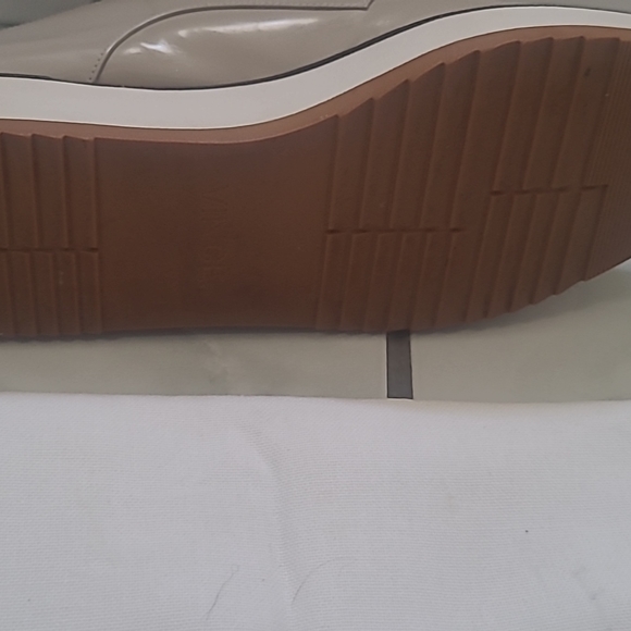 Designers shoes ๐ ๐ ๐ ๐ - Picture 5 of 8